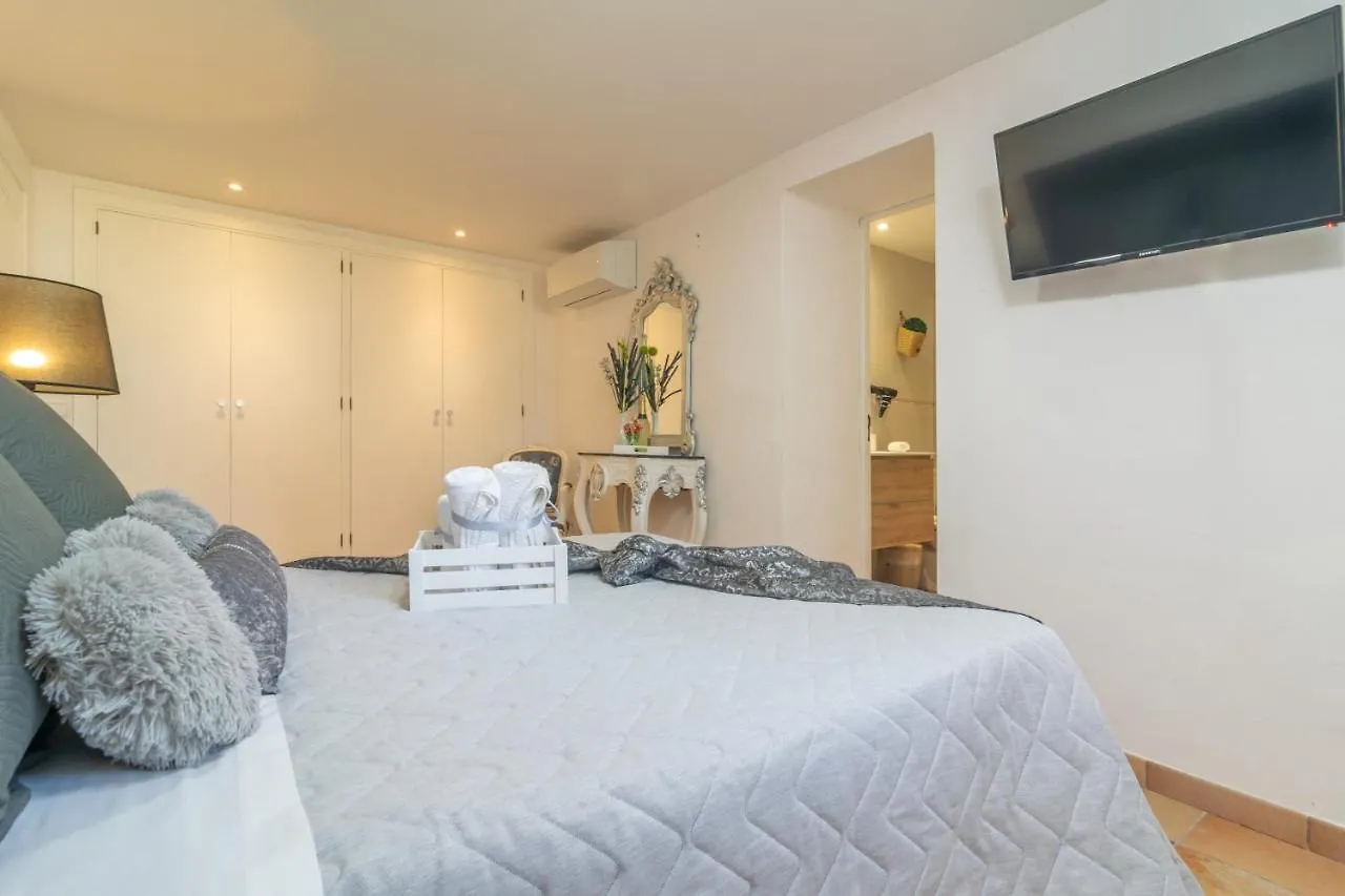 Refugi De Les Aguiles Villa Lloseta